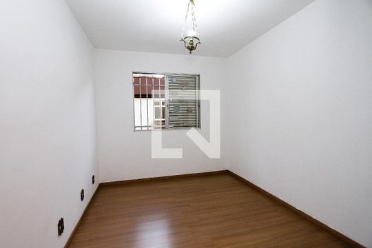 Quarto 1 de apartamento para alugar com 2 quartos, 77m² em Nova Suíça, Belo Horizonte