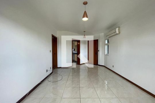 Apartamento para alugar com 3 quartos, 92m² em São José, São Leopoldo
