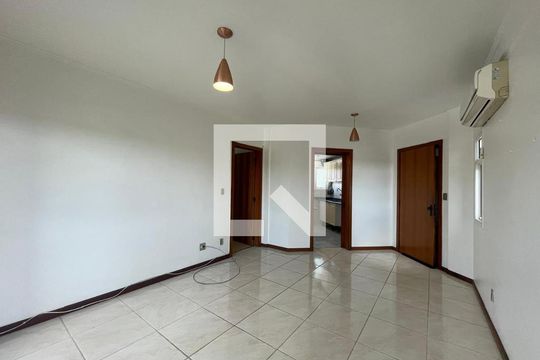 Apartamento para alugar com 3 quartos, 92m² em São José, São Leopoldo