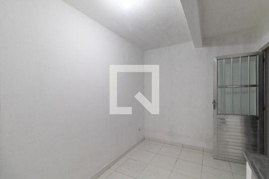Sala/Cozinha de casa para alugar com 1 quarto, 21m² em Jardim Danfer, São Paulo