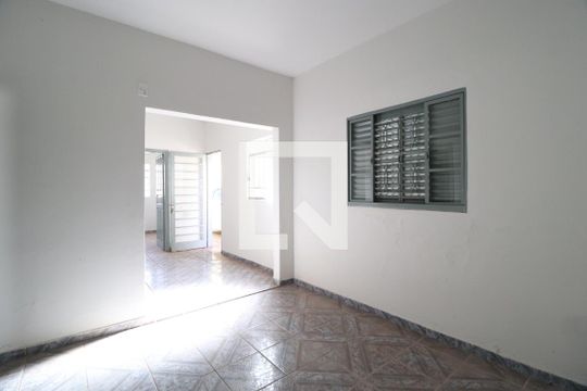 Sala 2 de casa para alugar com 3 quartos, 96m² em Osvaldo Rezende, Uberlândia