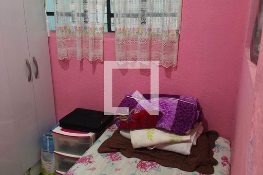 Quarto de casa à venda com 2 quartos, 65m² em Parque Savoi City, São Paulo