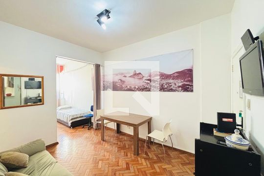 Apartamento para alugar com 1 quarto, 55m² em Leblon, Rio de Janeiro