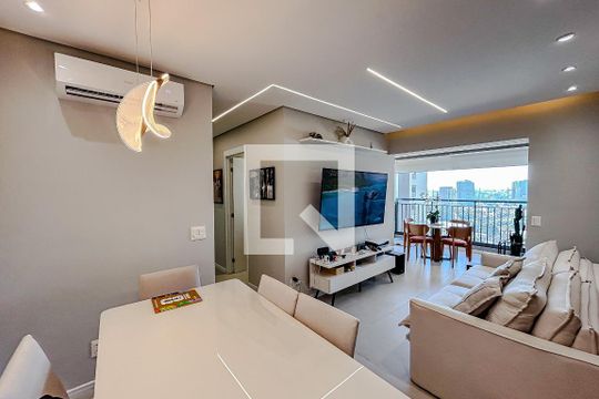 Apartamento à venda com 2 quartos, 70m² em Vila Matilde, São Paulo