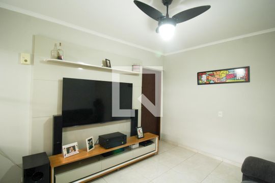 Sala de casa à venda com 2 quartos, 149m² em Vila Renato, São Paulo