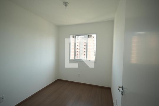 Quarto 1 de apartamento para alugar com 2 quartos, 40m² em Vila Eldizia, Santo André