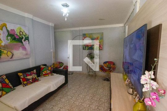 Casa à venda com 2 quartos, 850m² em Arniqueira, Brasília