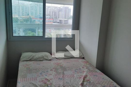 Quarto de apartamento para alugar com 3 quartos, 90m² em Barra da Tijuca, Rio de Janeiro