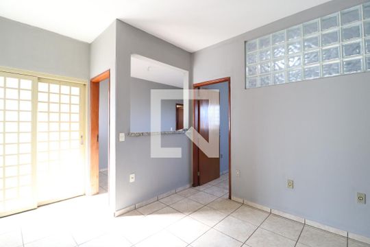 Sala 2 de apartamento para alugar com 2 quartos, 102m² em Pampulha, Uberlândia