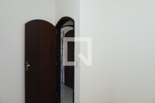 Casa à venda com 3 quartos, 180m² em Jardim Helena, São Paulo