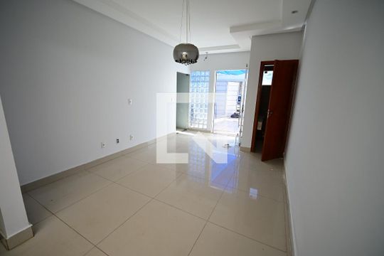 Casa à venda com 3 quartos, 160m² em Jardim Presidente, Goiânia