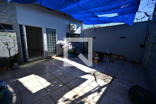 Casa à venda com 3 quartos, 160m² em Jardim Presidente, Goiânia