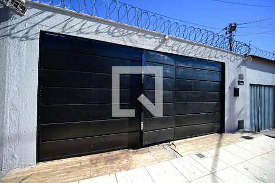 Casa para alugar com 3 quartos, 160m² em Jardim Presidente, Goiânia