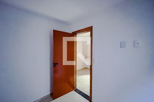 Quarto de apartamento para alugar com 1 quarto, 30m² em Vila Carrão, São Paulo