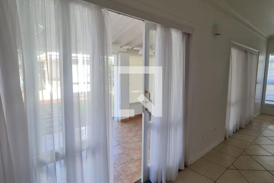 Casa de Condomínio à venda com 4 quartos, 365m² em Loteamento Alphaville Campinas, Campinas