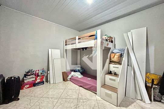 Quarto 2 de casa para alugar com 2 quartos, 90m² em Vila Campestre, São Paulo