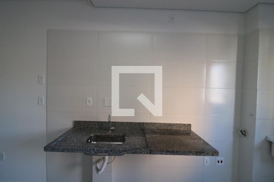 Cozinha de kitnet/studio à venda com 1 quarto, 27m² em Vila Alpina, São Paulo