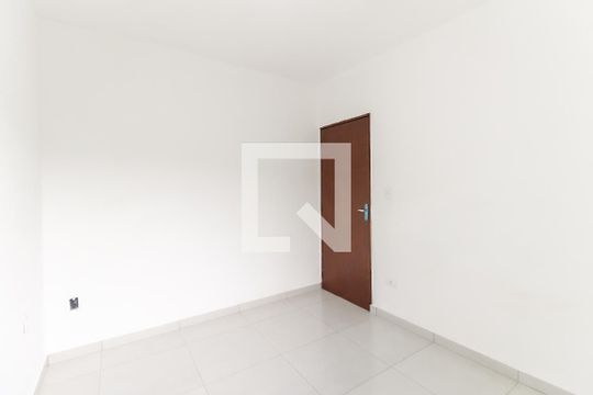 Quarto 1 de casa para alugar com 2 quartos, 45m² em Conjunto Residencial José Bonifácio, São Paulo
