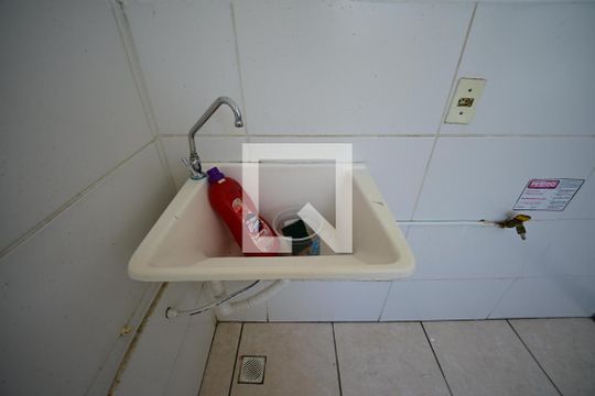 Cozinha/Área de serviço de apartamento para alugar com 2 quartos, 49m² em Residencial Aquários Ii, Goiânia