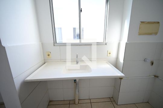 Cozinha/Área de serviço de apartamento para alugar com 2 quartos, 49m² em Residencial Aquários Ii, Goiânia