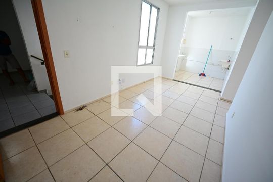 Sala de apartamento para alugar com 2 quartos, 49m² em Residencial Aquários Ii, Goiânia