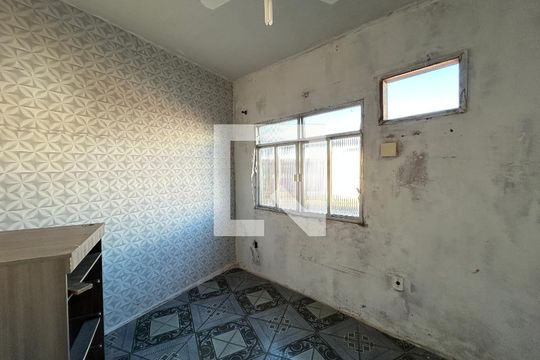 Casa para alugar com 2 quartos, 160m² em Rocha Miranda, Rio de Janeiro