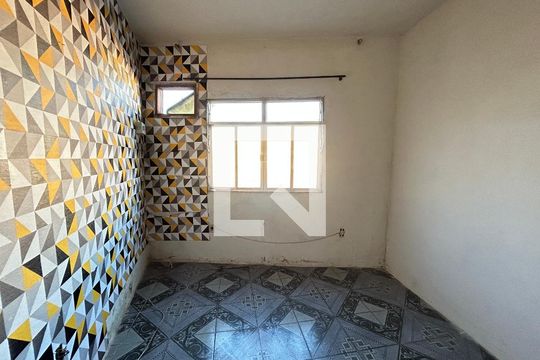 Casa para alugar com 2 quartos, 160m² em Rocha Miranda, Rio de Janeiro