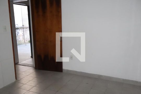 Sala de casa para alugar com 3 quartos, 80m² em Vila Prudente, São Paulo