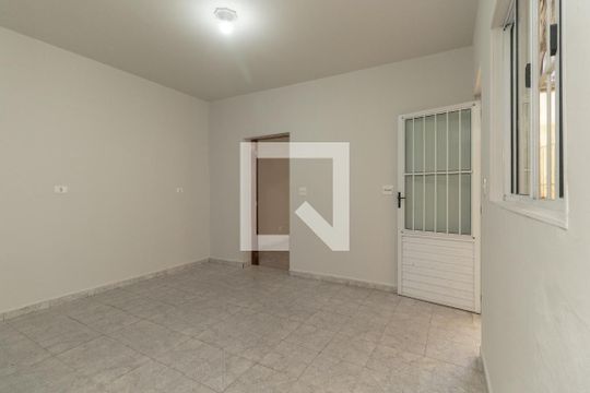 Suíte de casa para alugar com 3 quartos, 151m² em Vila Primavera, São Paulo