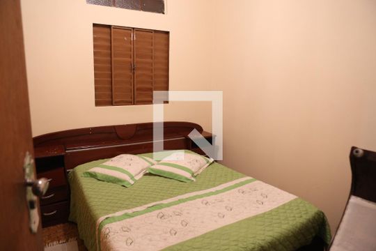 Quarto 2 de casa à venda com 4 quartos, 390m² em Lindéia, Contagem