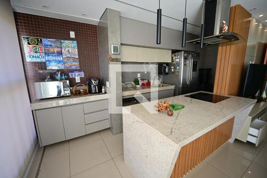 Apartamento para alugar com 2 quartos, 71m² em Jardim Atlântico, Goiânia