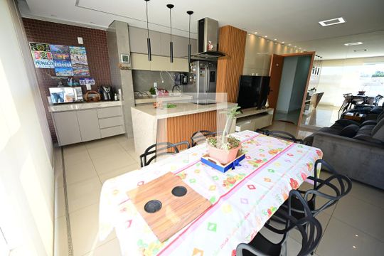 Apartamento para alugar com 2 quartos, 71m² em Jardim Atlântico, Goiânia