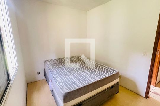 Quarto  de apartamento para alugar com 2 quartos, 50m² em Jardim Isis, Cotia