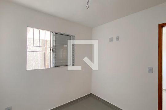 Quarto 1 de apartamento à venda com 2 quartos, 36m² em Jardim Olympia, São Paulo