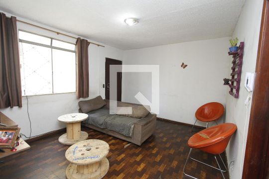Sala de apartamento à venda com 3 quartos, 50m² em Madre Gertrudes, Belo Horizonte