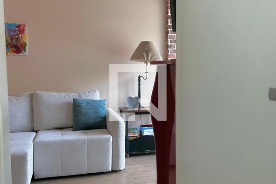 Sala de apartamento para alugar com 2 quartos, 59m² em Lagoa Pequena, Florianópolis