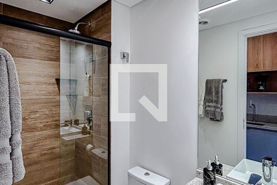 Banheiro de kitnet/studio à venda com 1 quarto, 39m² em Vila Gomes Cardim, São Paulo