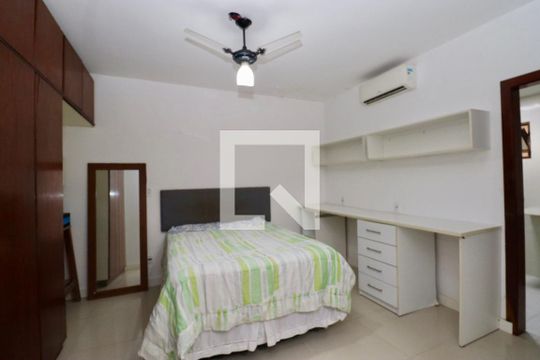 Quarto de casa de condomínio para alugar com 1 quarto, 70m² em São Cristóvão, Salvador