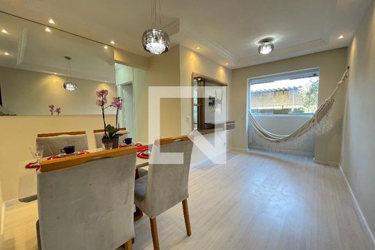 Apartamento para alugar com 3 quartos, 60m² em Conjunto Promorar Raposo Tavares, São Paulo