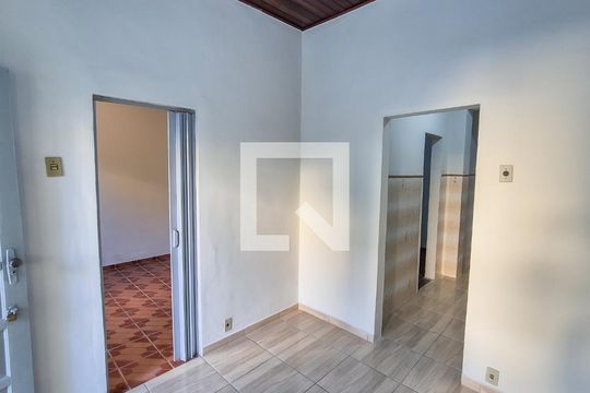 Casa à venda com 2 quartos, 112m² em Vaz Lobo, Rio de Janeiro