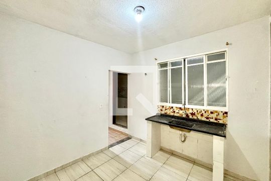 Cozinha de casa para alugar com 1 quarto, 40m² em Vila Cosmopolita, São Paulo