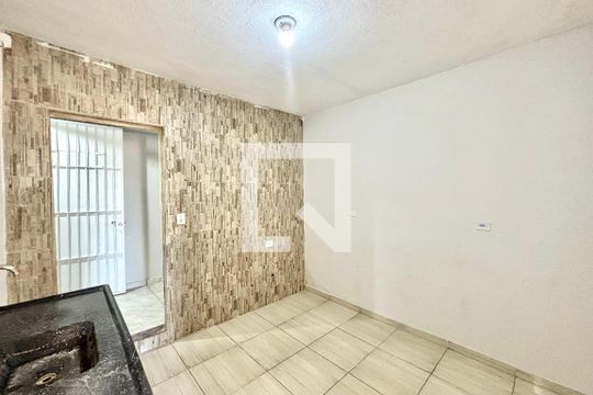 Cozinha de casa para alugar com 1 quarto, 40m² em Vila Cosmopolita, São Paulo