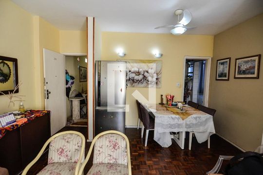 Sala de apartamento à venda com 3 quartos, 106m² em Grajaú, Rio de Janeiro