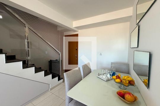 Sala  de apartamento à venda com 2 quartos, 126m² em Alípio de Melo, Belo Horizonte
