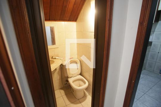 Lavabo de casa à venda com 5 quartos, 180m² em Taquara, Rio de Janeiro