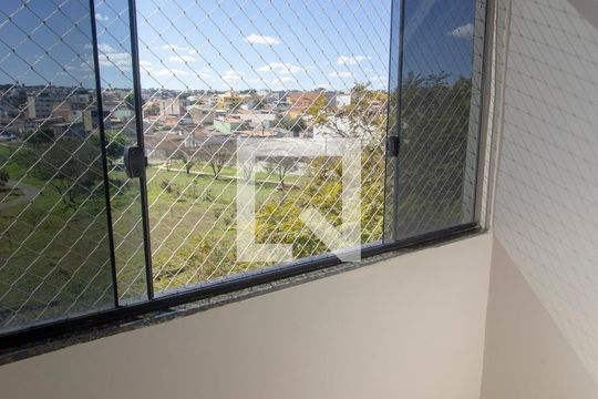 Apartamento para alugar com 3 quartos, 200m² em Qs 7, Brasília