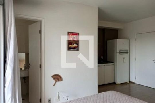 Sala/Quarto de kitnet/studio para alugar com 1 quarto, 43m² em Campo Belo, São Paulo