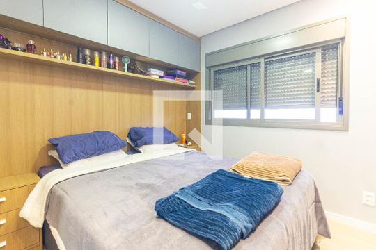 Suíte  de apartamento à venda com 2 quartos, 70m² em Vila Matilde, São Paulo