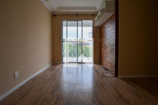 SALA de apartamento para alugar com 2 quartos, 40m² em Parque Ipe, São Paulo