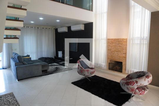 Sala de Estar de casa de condomínio à venda com 3 quartos, 490m² em Tarumã, Barueri